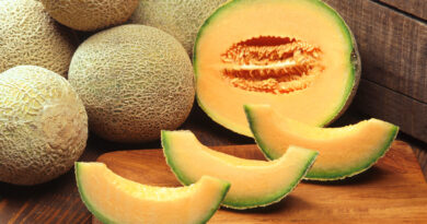 How to Know When a Cantaloupe is Ripe